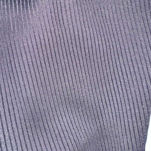 DAUB ribbed workout set. Made and designed in Canada. XS. Top is double lined. - Picture 3 of 4